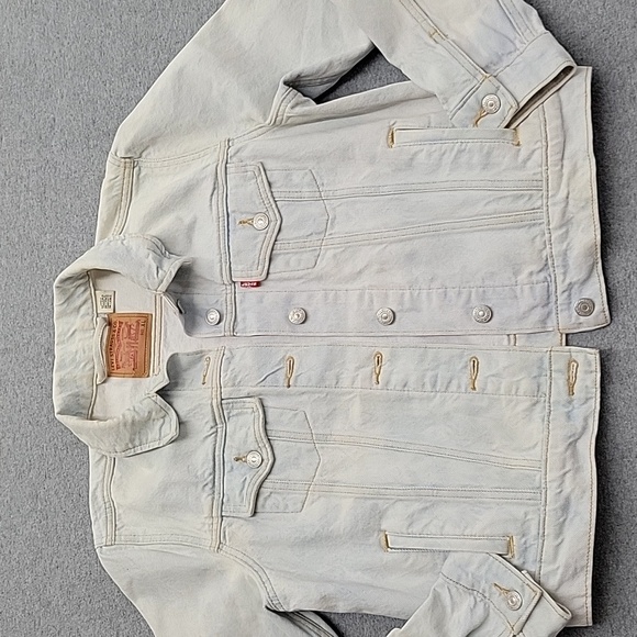 Levi's Jackets & Blazers - Levi's Men's Denim Trucker Blue Jacket Size XL